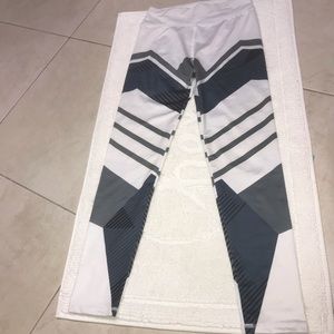 NWOT LEGGINGS